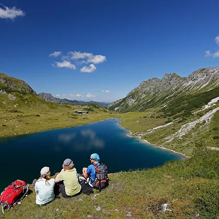 Holiday home In Mit Terrasse Und Garten *